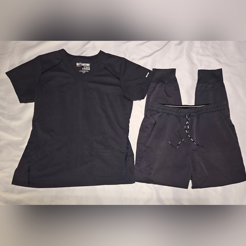 Grey's Anatomy Impact Jogger Scrub Set In Charcoal Gr… Gem